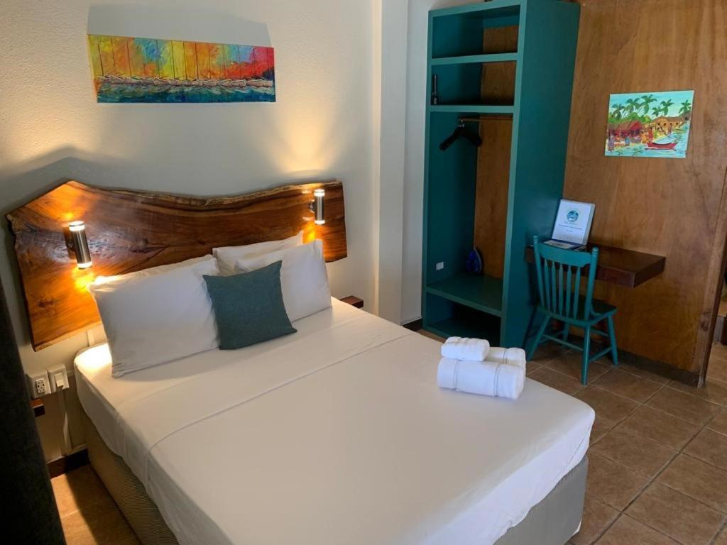 The Bounty Otel Caye Caulker Dış mekan fotoğraf