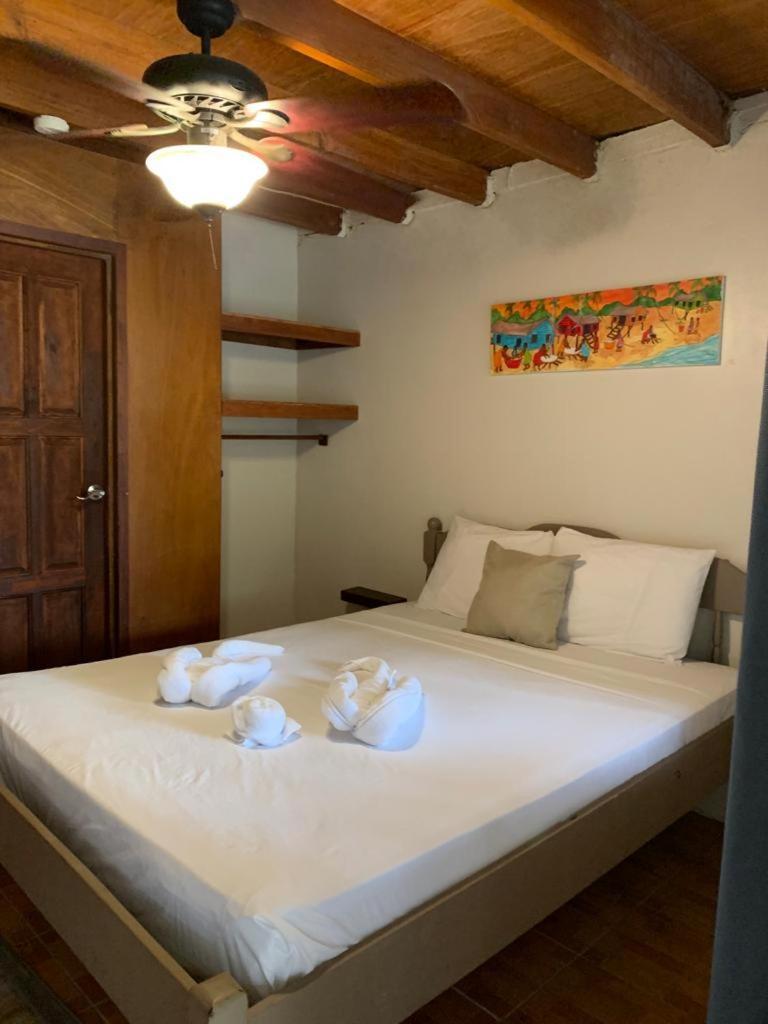 The Bounty Otel Caye Caulker Dış mekan fotoğraf